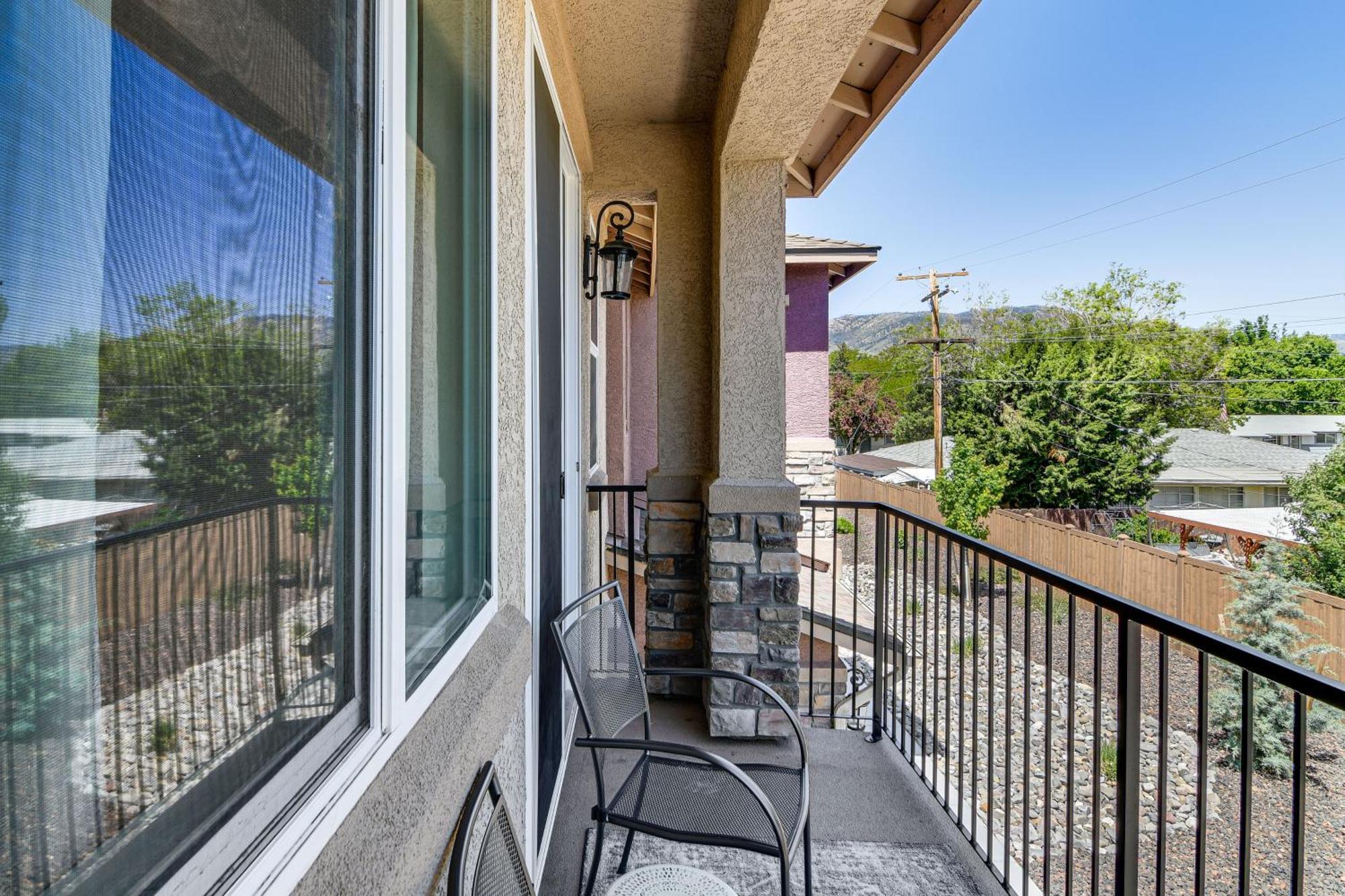 Central Carson City Townhome, 1 Mi To Downtown! 외부 사진